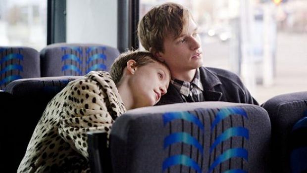 Cannes 2011: Restless di Gus Van Sant distribuito in America a settembre