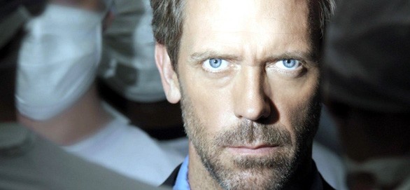 Non è Lupus: Hugh Laurie (Dr. House) in vetta alle classifiche inglesi con “Let Them Talk”