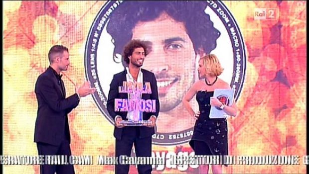 L’Isola dei Famosi 2011 – Il Galà è un vero varietà. Thyago Alves votato Naufrago dei naufraghi