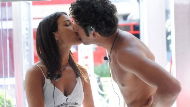Grande Fratello 11, Rosa Baiano a TvBlog: “Emanuele è impulsivo ma sta cambiando per me. Gli voglio bene”