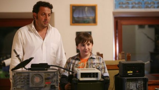 Fratelli detective – la serie, da lunedì su Canale 5. Si pensa già ad una seconda stagione (ed Enrico Brignano firma un’esclusiva con Mediaset)