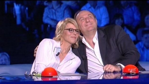 Auditel, Ascolti Tv 14 maggio 2011: Italia’s got Talent trionfa con 4,8 mln (23,48%) superando Me lo dicono tutti (18%) e l’Eurovision Song Contest (6,5%)