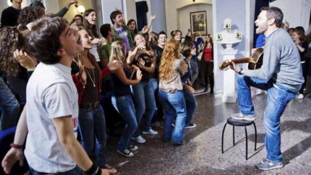 I Liceali 3 resta su Canale 5, il mercoledì