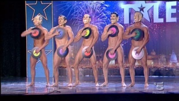 Auditel, Ascolti Tv 21 maggio 2011: Italia’s got Talent inarrestabile vola a 5,5 mln (27,87%) battendo Me lo dicono tutti (18,71%)