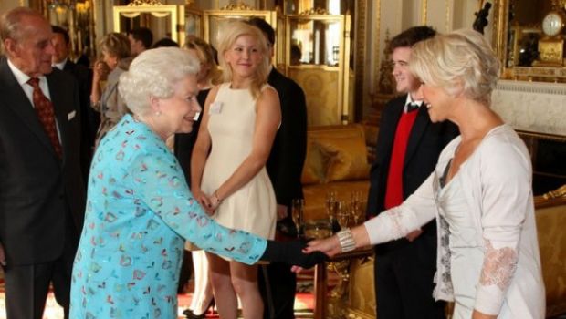 The Queen(s) – Dame Helen Mirren ha incontrato la Regina Elisabetta II