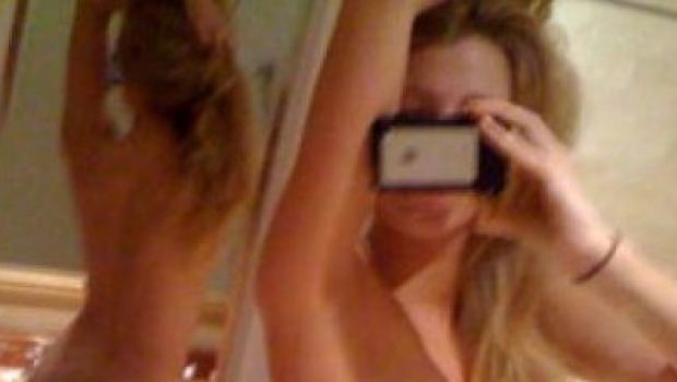 Blake Lively completamente nuda? La protagonista di Gossip Girl, per ora, smentisce