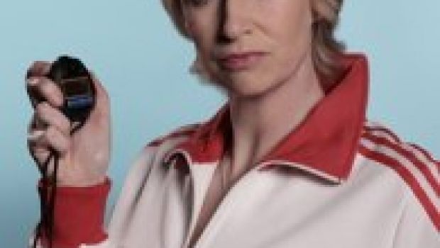 Glee 3, nuovi personaggi in arrivo. Jane Lynch condurrà gli Emmy Awards
