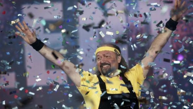 Italia’s got talent 2011, il vincitore Fabrizio Vendramin a TvBlog: “Ho cominciato dipingendo copie di quadri di Picasso, Modigliani e Botero”