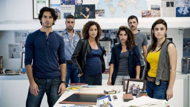 Squadra Antimafia 4: Cavallari (Claudia Mares) incinta, Bocci (Calcaterra) al comando e Michelini (Rosy Abate) collaboratrice di giustizia