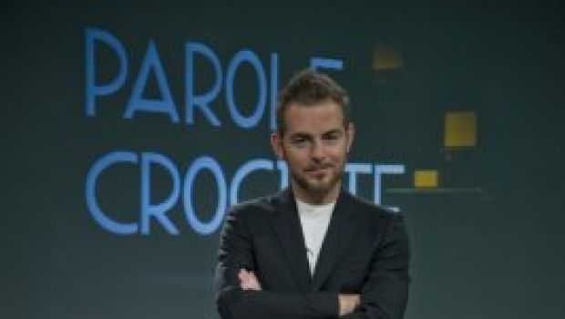 Daniele Bossari a TvBlog: “Parole Crociate è un programma che non fa male e da cui si impara molto. Spero di rifarlo”