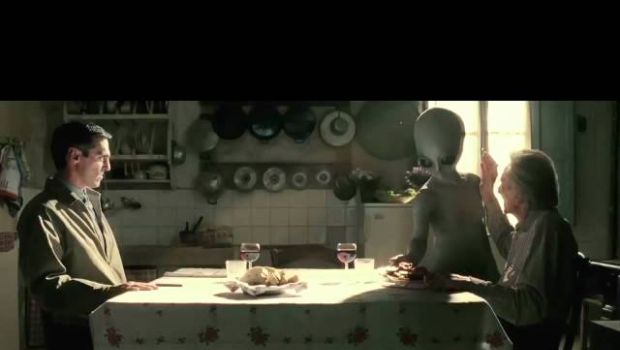L’ultimo terrestre: il trailer del film di Gian Alfonso Pacinotti