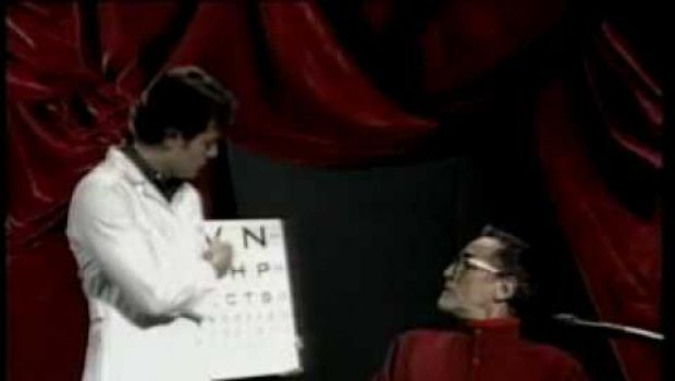 Quando Corrado Guzzanti schiaffeggiava Vittorio Gassman
