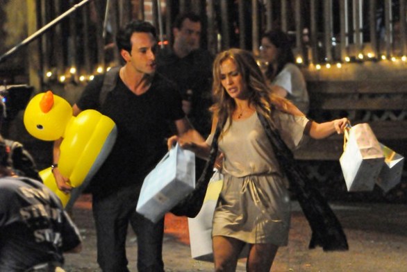 Jennifer Lopez e Rodrigo Santoro fotografati durante le riprese di What to Expect when You’re Expecting