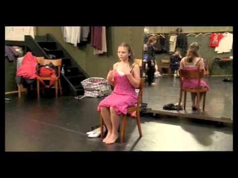 Dancing Dreams – Sui passi di Pina Bausch. Trailer da 15”