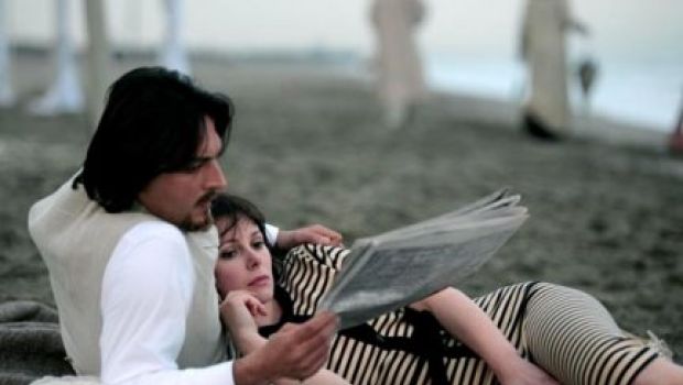 Ascolti Tv venerdì 5 agosto 2011: Coco Chanel vince, La profezia di Avignone crolla battuta da Ncis