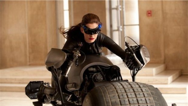 The Dark Knight Rises: ecco Anne Hathaway nei panni di Selina Kyle (Catwoman)