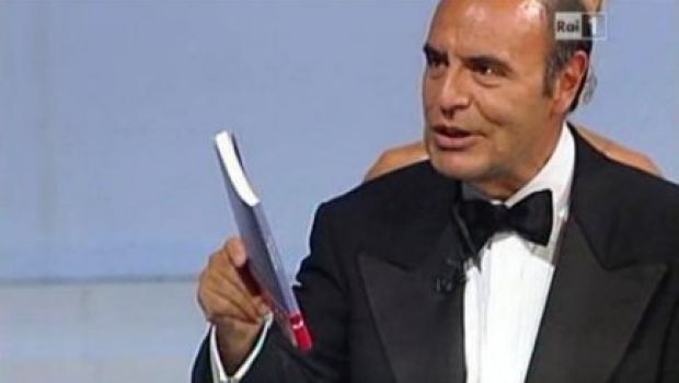 Premio Campiello 2011 – Vespa: “Gli aquilani non sanno spendere i soldi”
