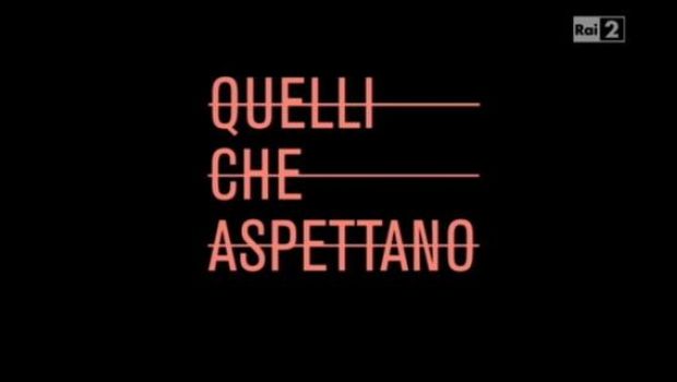 Quelli che (non aspettano): Enrico Varriale “cazzia” in diretta la Cabello