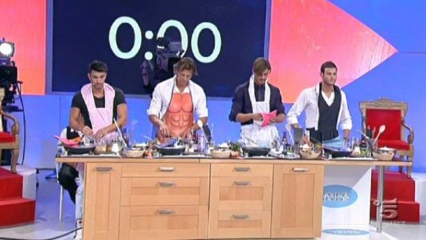 Uomini e donne, i tronisti: Francesco, Emanuele, Riccardo e Cristian. Prime esterne per Francesco e Riccardo