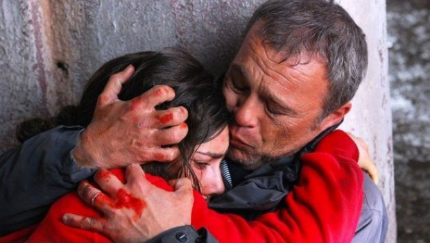Ascolti Tv 25 settembre 2011: Dov’è mia figlia chiude a 4,4 mln (18.95), Il segreto dell’acqua a 2,8 mln (11.96%), Presa Diretta 11.66%, NCIS al 10.85%, Hawaii Five-0 10.38% e Mistero al 9.67%
