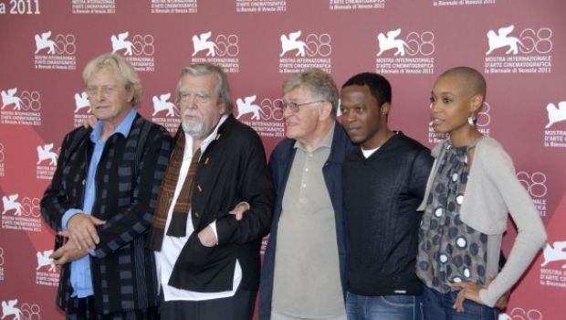Venezia 2011 – Cartoline dal Festival: Il Villaggio di Cartone di Ermanno Olmi porta al Festival anche Rutger Hauer