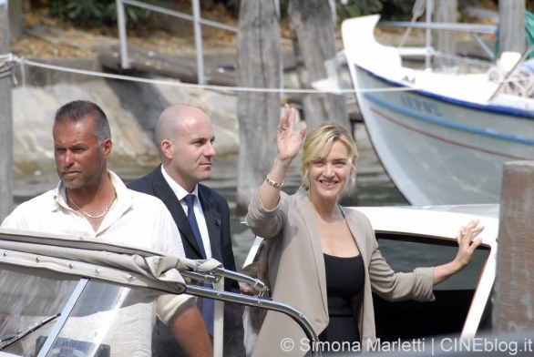 Venezia 2011 – Cartoline dal Festival: Madonna è sbarcata al Lido con W.E. nel giorno di Carnage di Roman Polanski