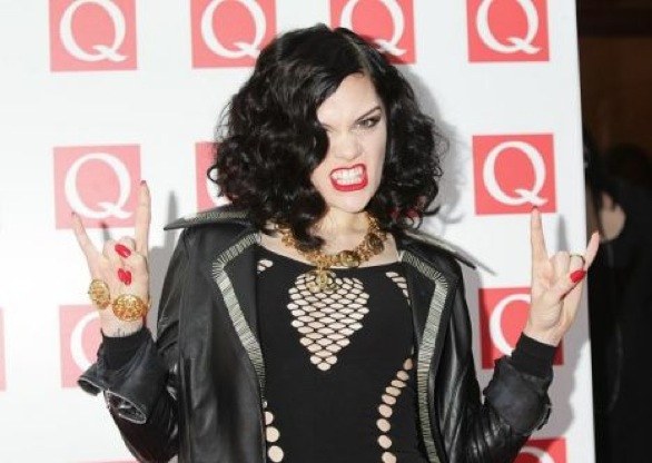 Q Awards a Londra: vincitori, premi e apprensione per Adele assente per motivi di salute – Foto Gallery