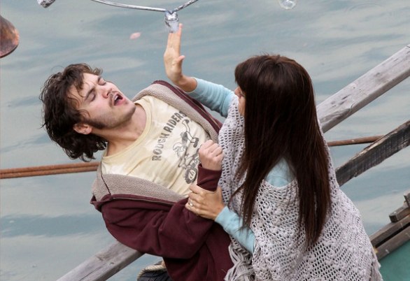 Emile Hirsch e Penelope Cruz a roma sul set di Venuto al Mondo