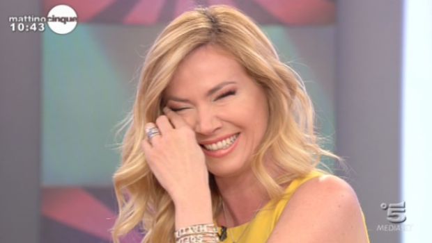 Federica Panicucci a Verissimo: “Non ce l’ho con Barbara d’Urso”