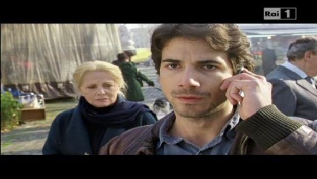 Ascolti Tv Mercoledì 19 ottobre 2011: La donna che ritorna 5,560 mln (20.16%), Un Amore e una Vendetta 3,681 (14.09%), Milan-Borisov 3,674 (12.64%)