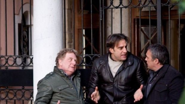 I Cesaroni 5 a Milano: riprese in piazza Duomo domani e mercoledì