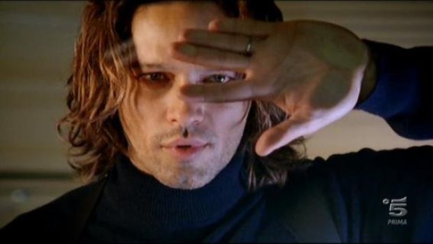 Viso d’angelo o faccia tosta? Gabriel Garko (e non solo lui) non convince ancora