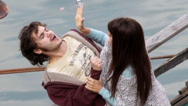 Emile Hirsch e Penelope Cruz a roma sul set di Venuto al Mondo