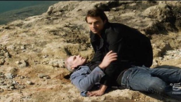 Ascolti Tv mercoledì 9 novembre 2011: Un amore e una vendetta 4,795 mln (18.22%), Porta a Porta 3,902 (15.50%) e Le Iene Show 3,443 (15.46%)