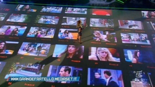 Grande Fratello 12: quarta puntata in diretta 14 novembre 2011. Eliminata Claudia Letizia, la mamma Burlesque. In nomination Filippo, Mirko e Valeria