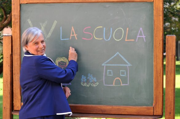 Supernanny: chi è Tata Lucia? Tutto quel che sappiamo sulla Tata più famosa della tv