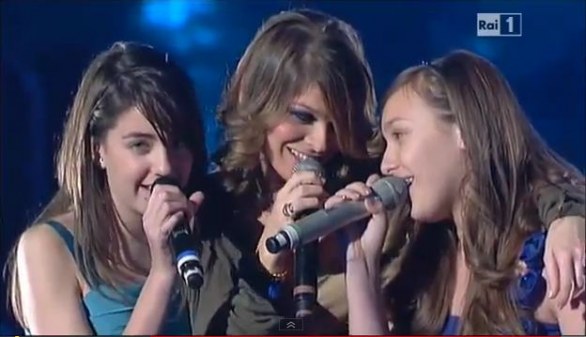Alessandra Amoroso a Ti Lascio una canzone – Foto e Video