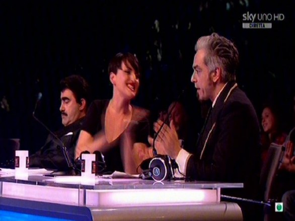 X Factor 5 – Antonella inedito ‘Cuore scoppiato’