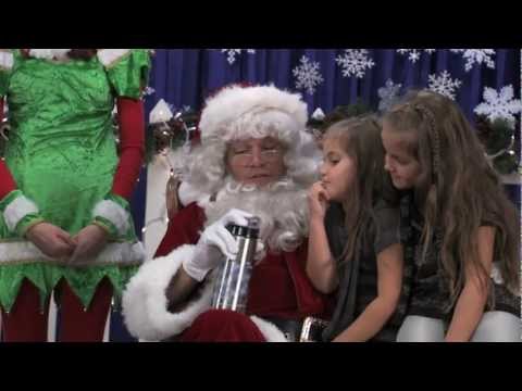 Damon Claus for a Cause – Water.org