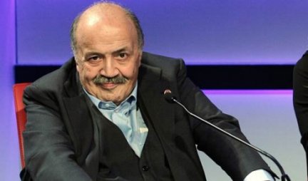 Gli ospiti del sabato – 10 dicembre 2011. Costanzo a Tv Talk