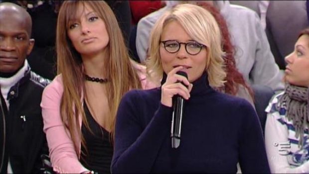 Amici 11, sesto speciale di sabato 10 dicembre 2011. Ospite Alessandra Amoroso (in lacrime)