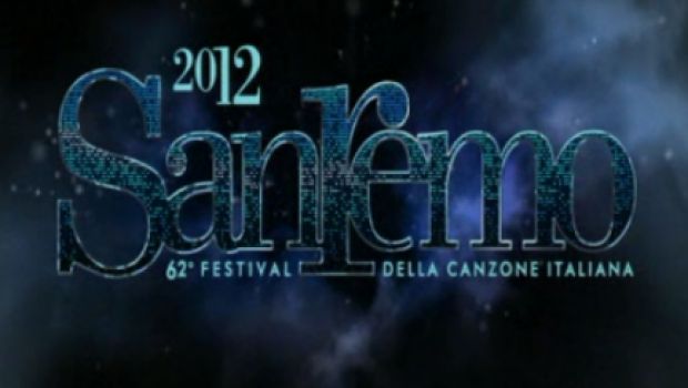 Conferenza stampa Sanremo 2012: il Regolamento. Mazzi risponde sul confronto con Fiorello. Il Festival scopre Facebook