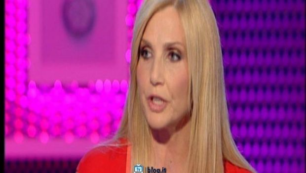 Un amico è così: Lorella Cuccarini il 30 dicembre su Rai1