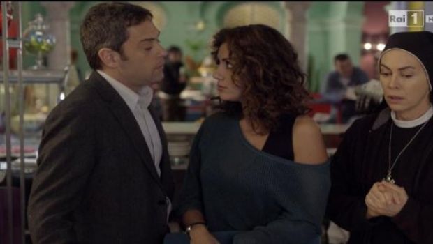 Ascolti Tv giovedì 29 dicembre 2011: Che Dio ci aiuti 6,146 mln (22.08%) e 5,711 (23.59%), Il bambino con il pigiama a righe 3,539 (13.44%)