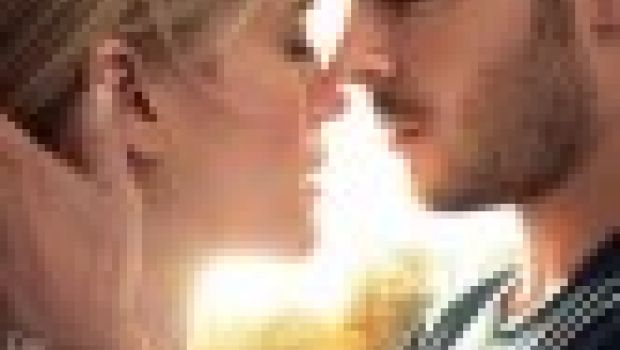 Zac Efron torna in sala con The Lucky One: primo poster, foto e dietro le quinte