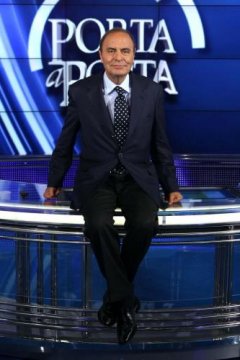 Monti andrà da Vespa domani, in access e seconda serata