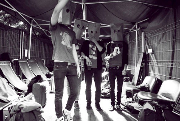 I Cani: le date del tour 2012 per la band rivelazione dell’indie italiano