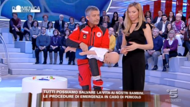 Domenica Cinque “declassato”: a Videonews è tempo di austerity