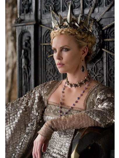 Snow White and the Huntsman – nuove foto ufficiali per Biancaneve e il Cacciatore