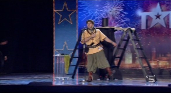 Alexander De Bastiani, fachiro di Italia s got talent 2012